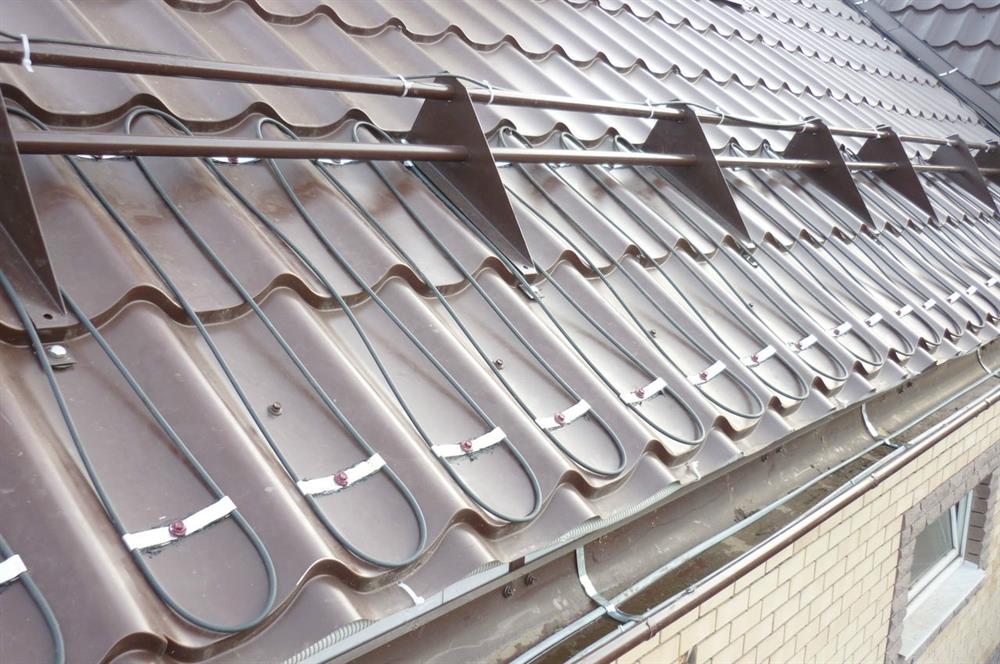 Кабель нагревательный саморегулирующийся 12 RoofMate2-N, 12 Вт/м 1 м.
